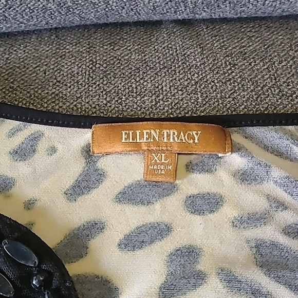 Ellen‎ Tracy Dynamic Blouse. Size XL - Picture 5 of 5